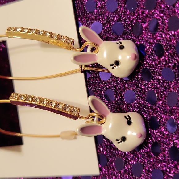 Betsey Johnson bunny 🐰 dangle BNWT - Picture 2 of 4